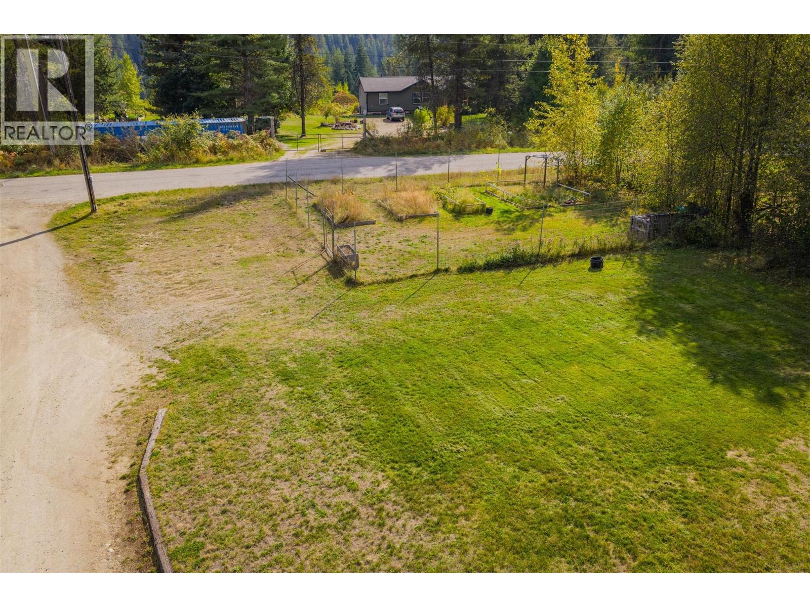 3755 Krestova Cemetery Road, Krestova, British Columbia  V0G 1H2 - Photo 7 - 10364368