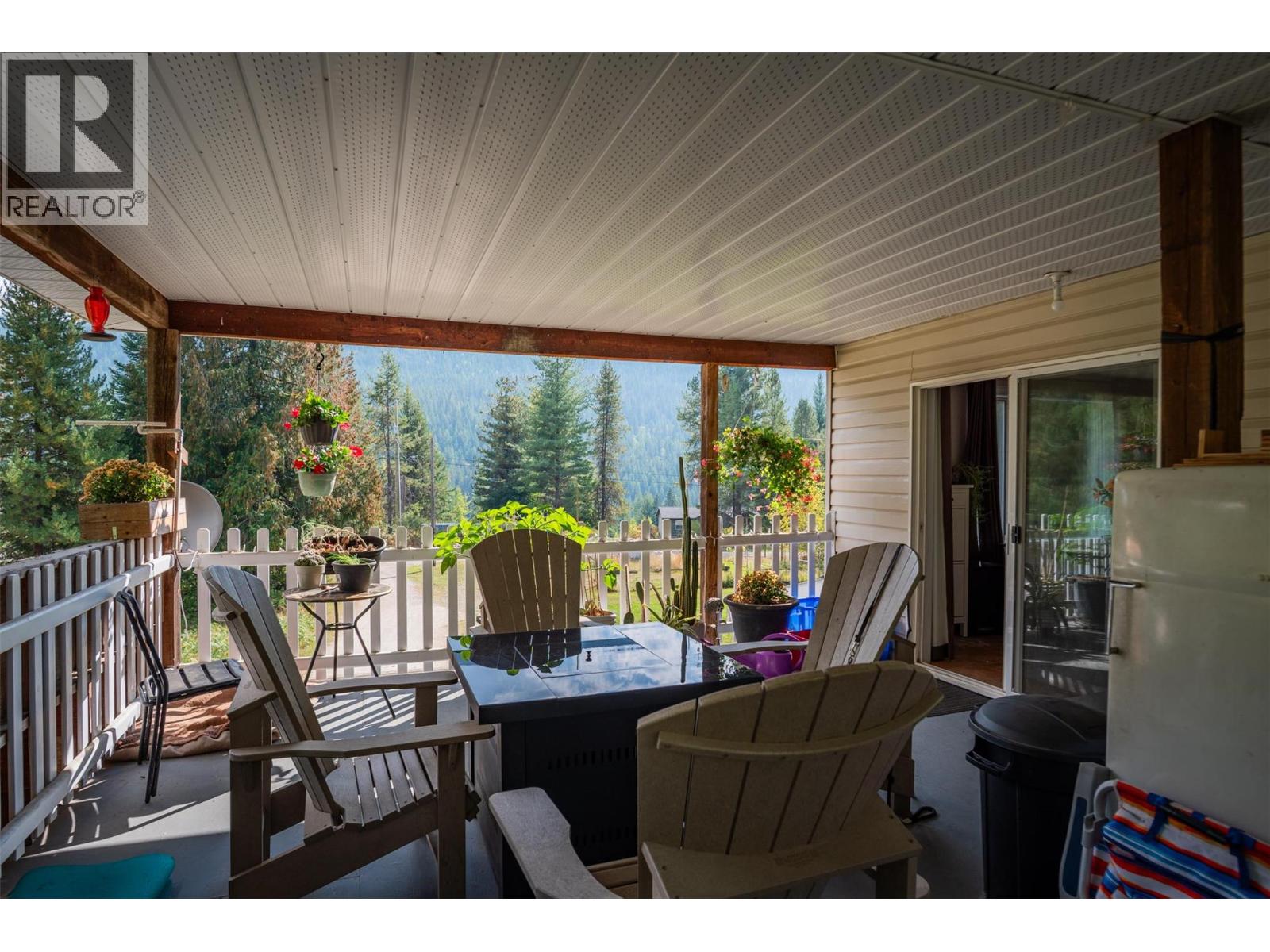 3755 Krestova Cemetery Road, Krestova, British Columbia  V0G 1H2 - Photo 28 - 10364368