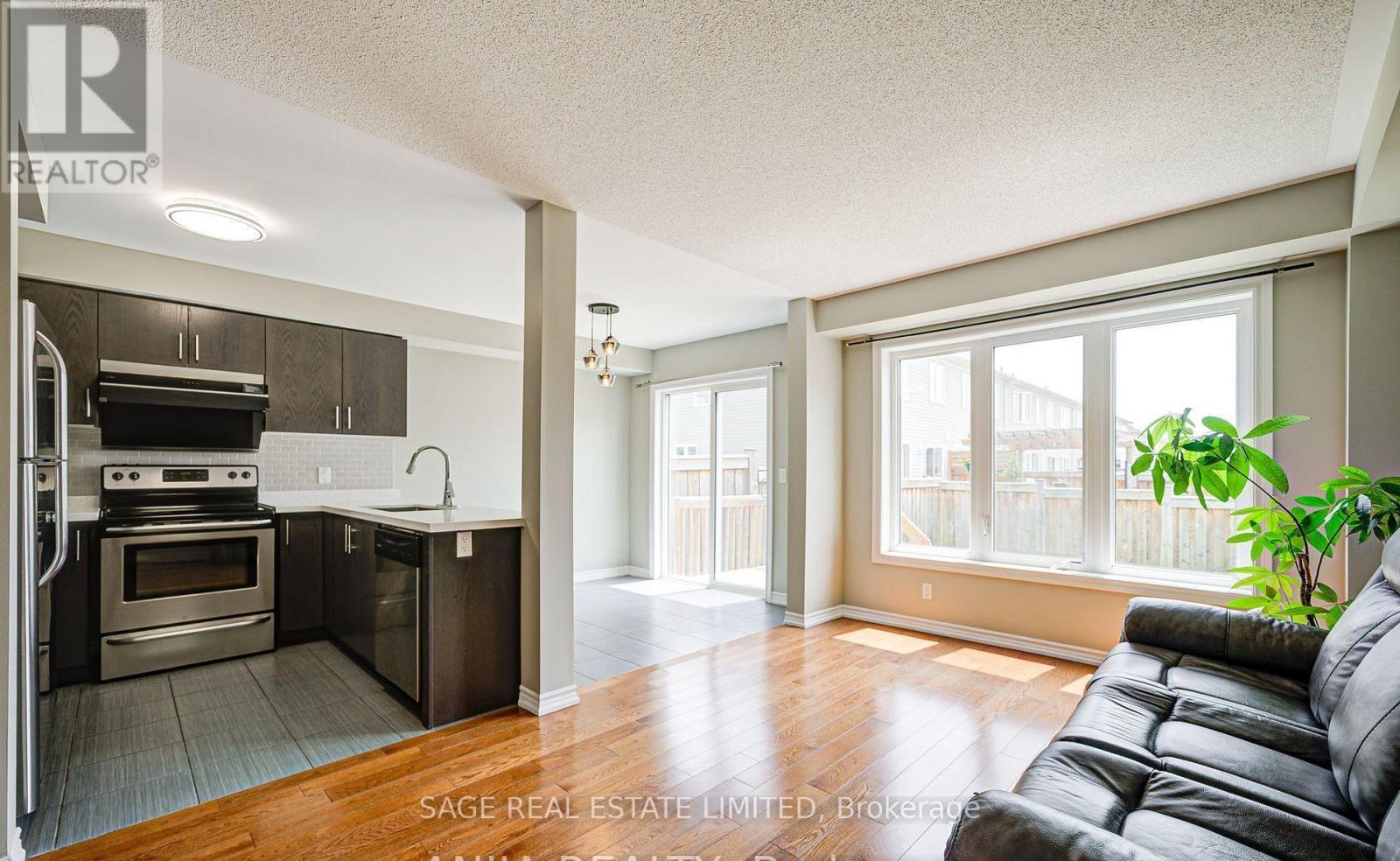101 Nearco Gate, Oshawa, Ontario  L1L 0J3 - Photo 13 - E12436079