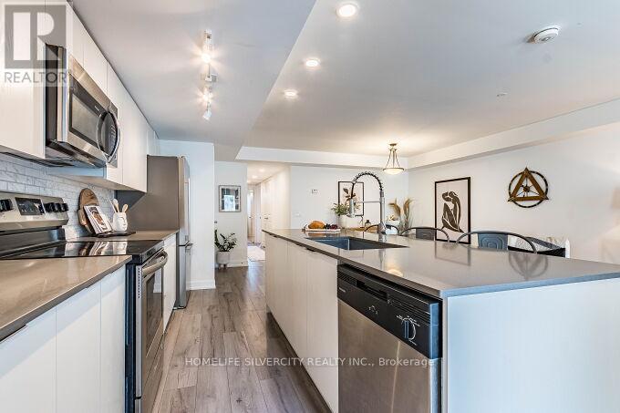 104 - 3058 Sixth Line, Oakville (Go Glenorchy), Ontario  L6M 4J9 - Photo 17 - W12442645