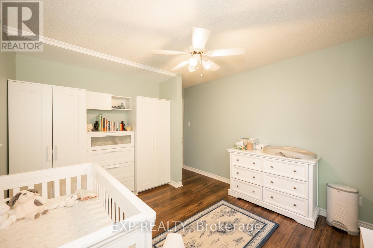 35 - 35 Neuchatel Place, Mississauga (Meadowvale), Ontario  L5N 6A7 - Photo 27 - W12442646