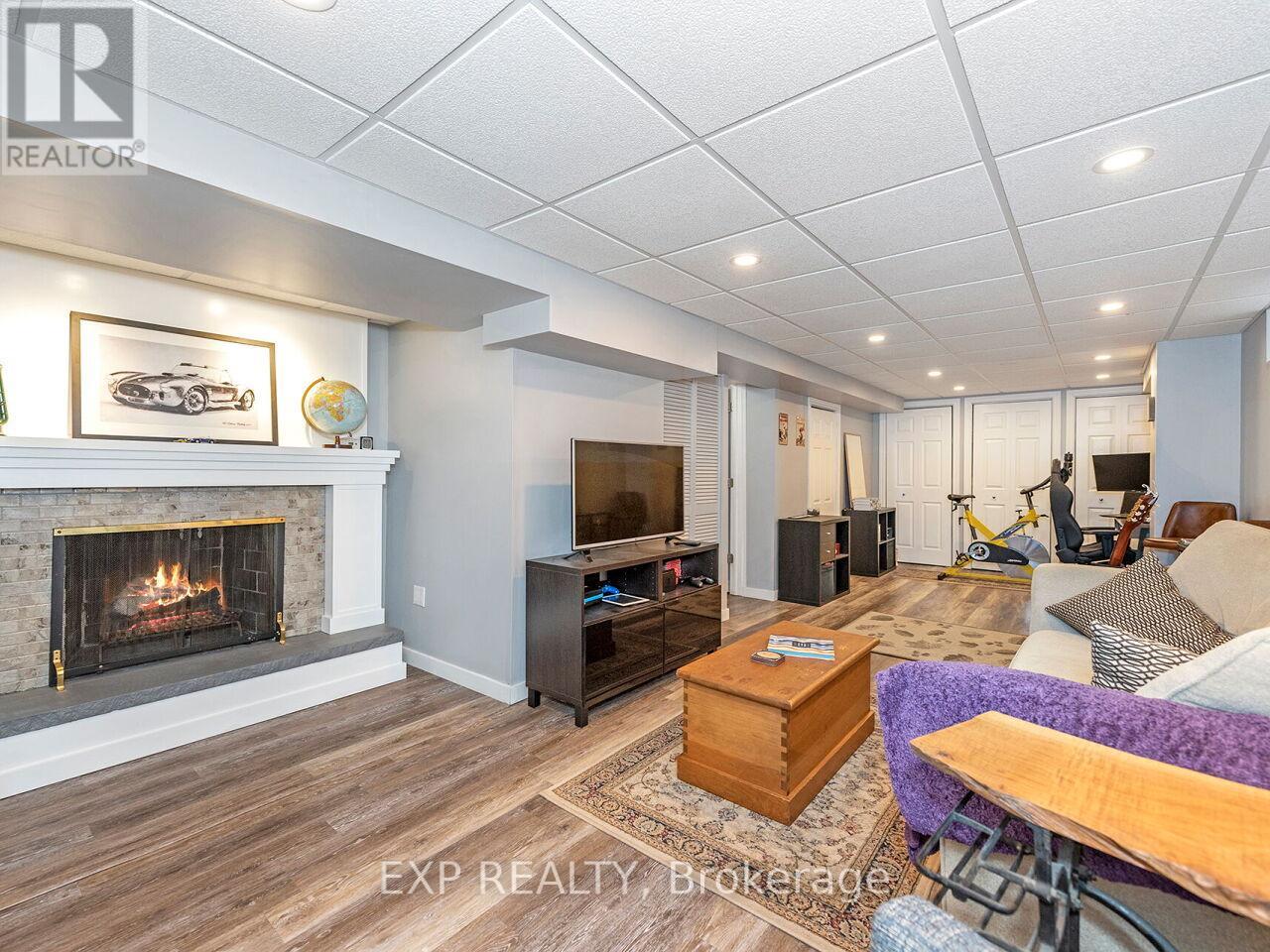 35 - 35 Neuchatel Place, Mississauga (Meadowvale), Ontario  L5N 6A7 - Photo 33 - W12442646