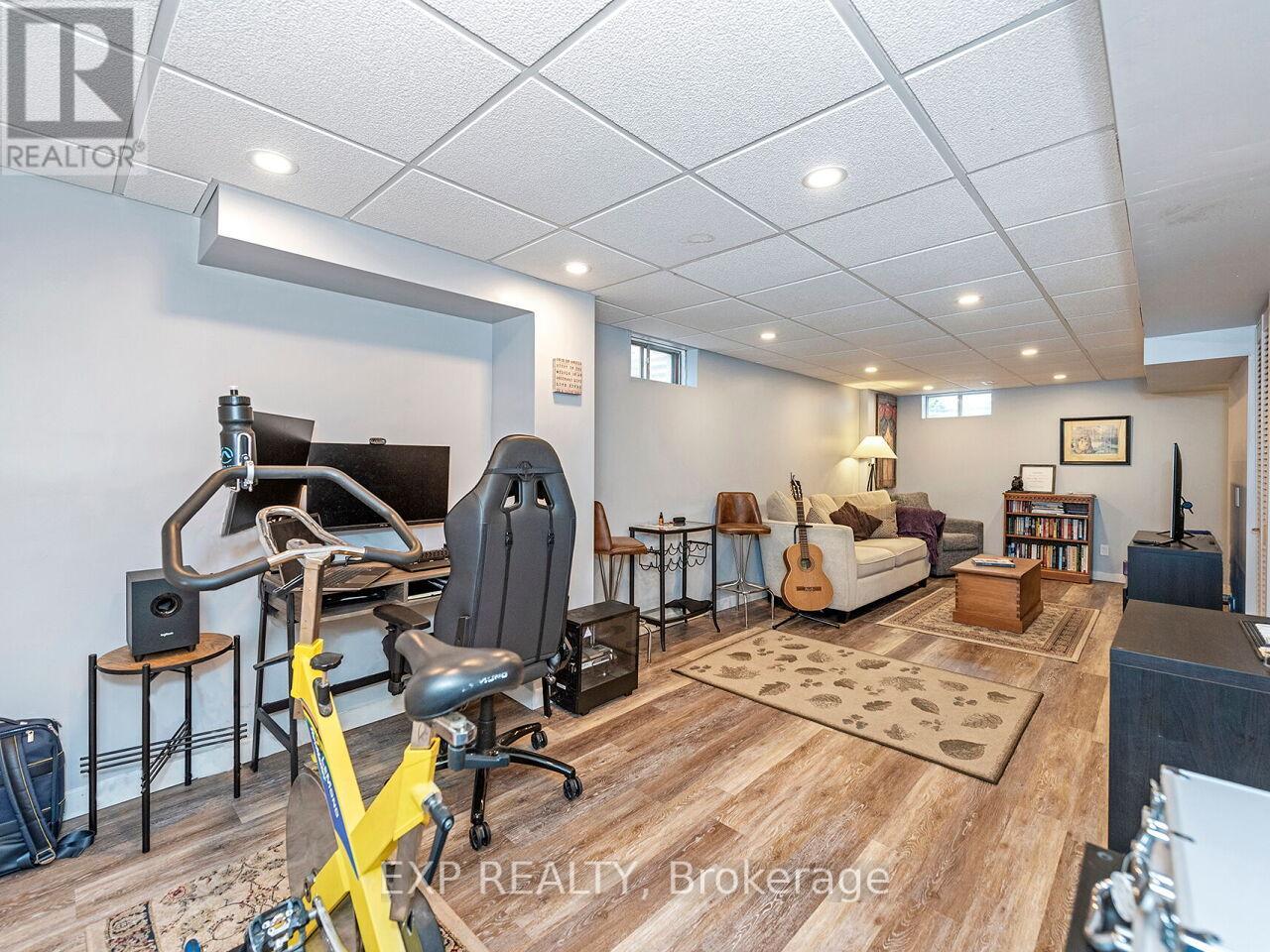 35 - 35 Neuchatel Place, Mississauga (Meadowvale), Ontario  L5N 6A7 - Photo 39 - W12442646