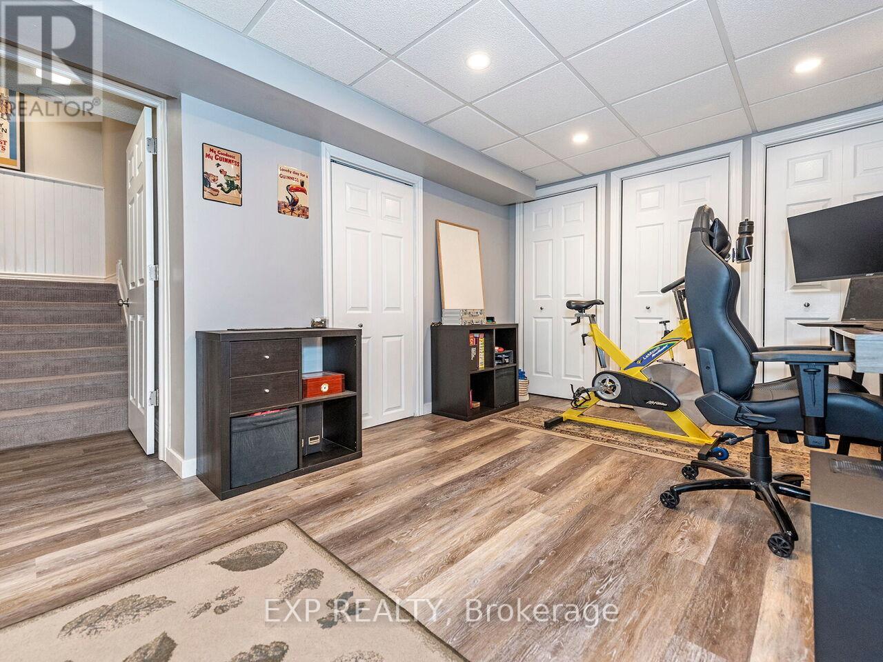 35 - 35 Neuchatel Place, Mississauga (Meadowvale), Ontario  L5N 6A7 - Photo 40 - W12442646