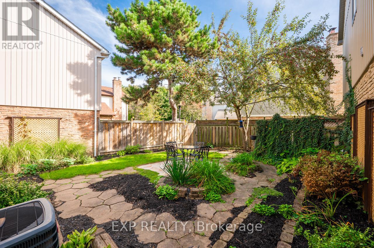 35 - 35 Neuchatel Place, Mississauga (Meadowvale), Ontario  L5N 6A7 - Photo 42 - W12442646