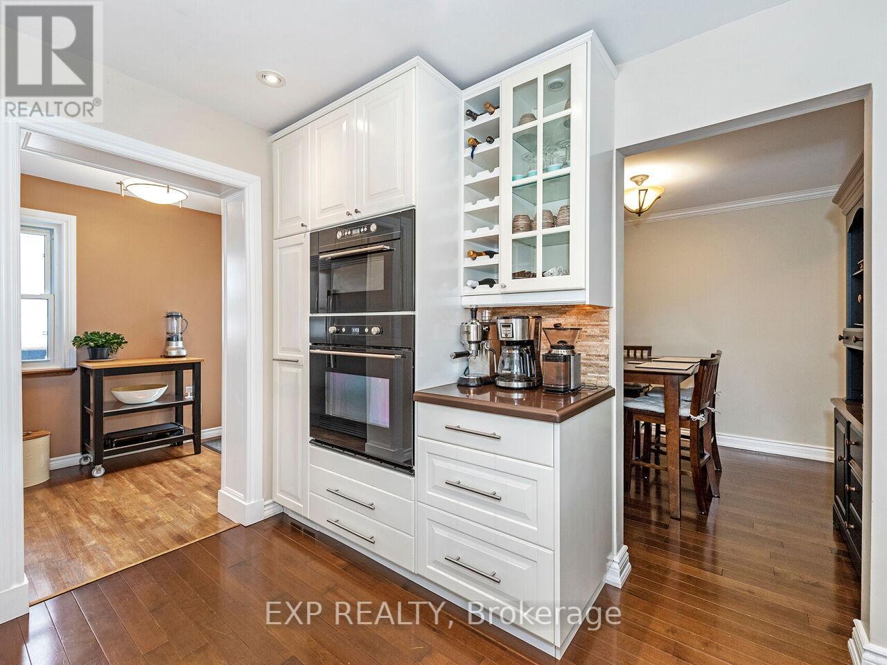 35 - 35 Neuchatel Place, Mississauga (Meadowvale), Ontario  L5N 6A7 - Photo 7 - W12442646