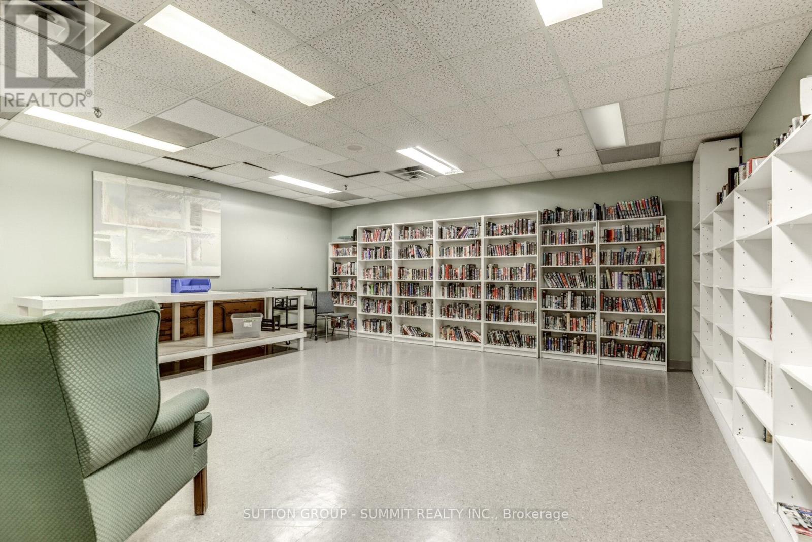 1005 - 100 County Court Boulevard, Brampton (Fletcher's Creek South), Ontario  L6W 3X1 - Photo 29 - W12442650