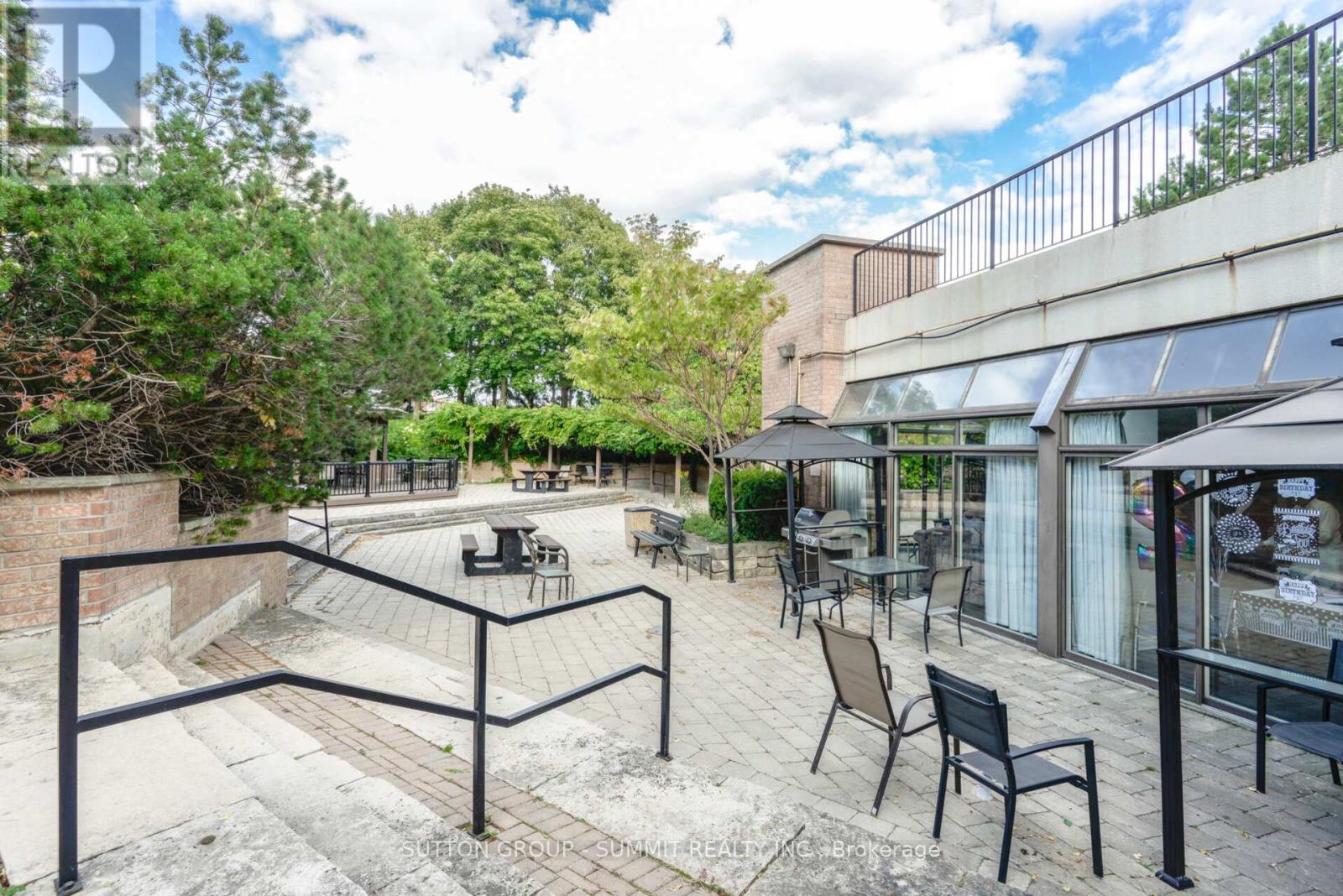 1005 - 100 County Court Boulevard, Brampton (Fletcher's Creek South), Ontario  L6W 3X1 - Photo 37 - W12442650