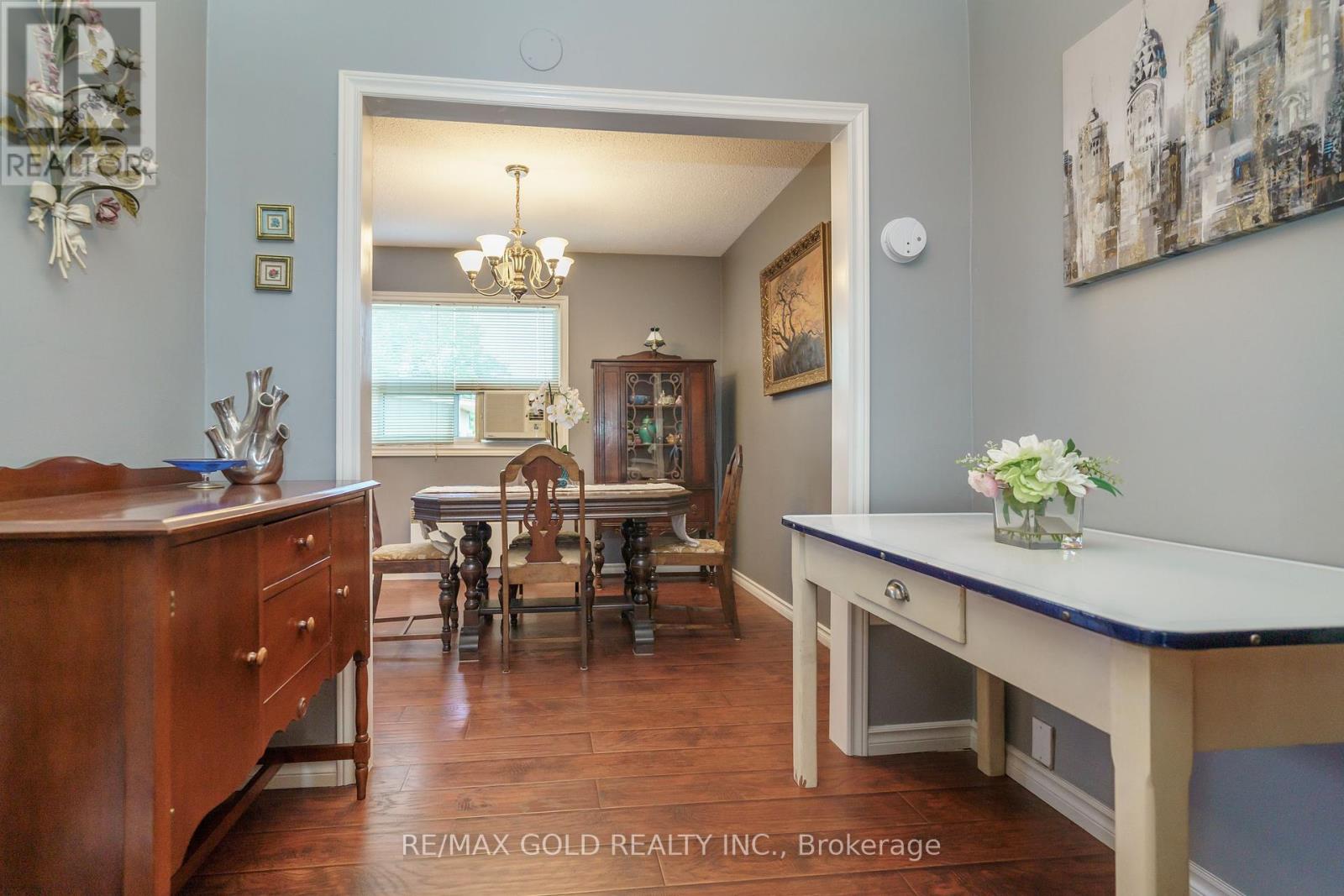 9 Gladstone Square, Brampton (Northgate), Ontario  L6S 2H5 - Photo 19 - W12442664