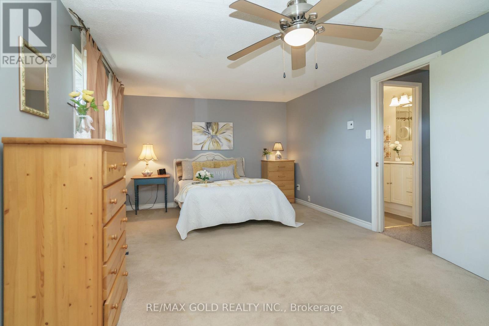 9 Gladstone Square, Brampton (Northgate), Ontario  L6S 2H5 - Photo 24 - W12442664