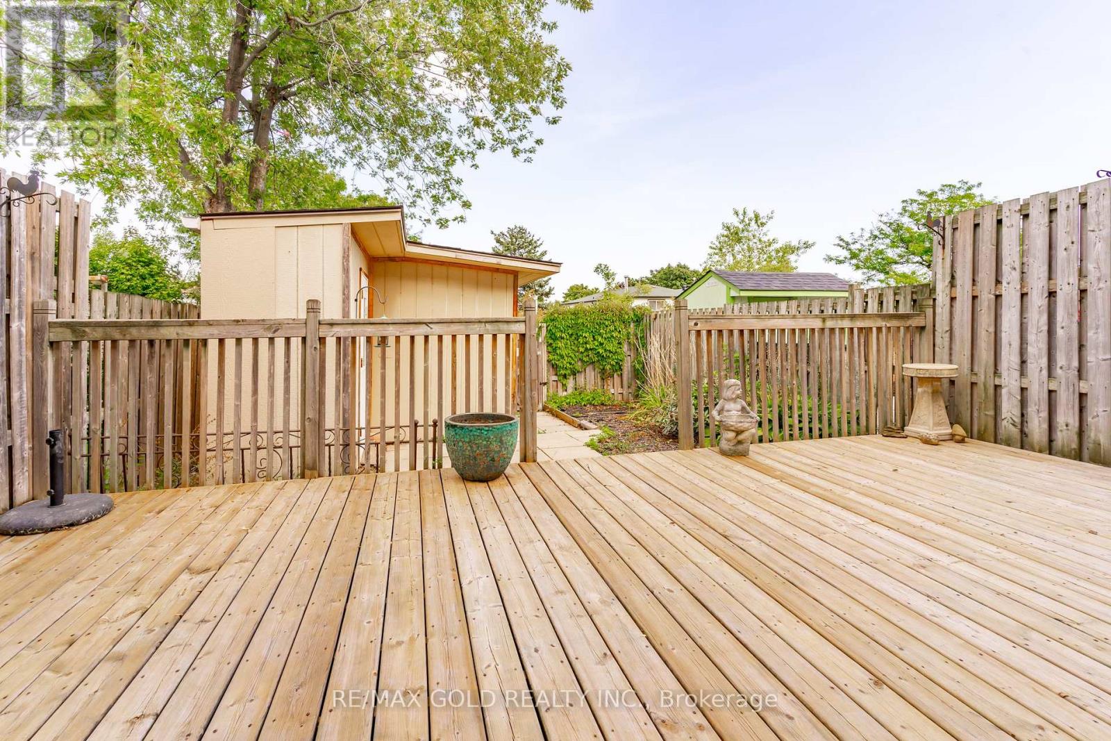 9 Gladstone Square, Brampton (Northgate), Ontario  L6S 2H5 - Photo 33 - W12442664