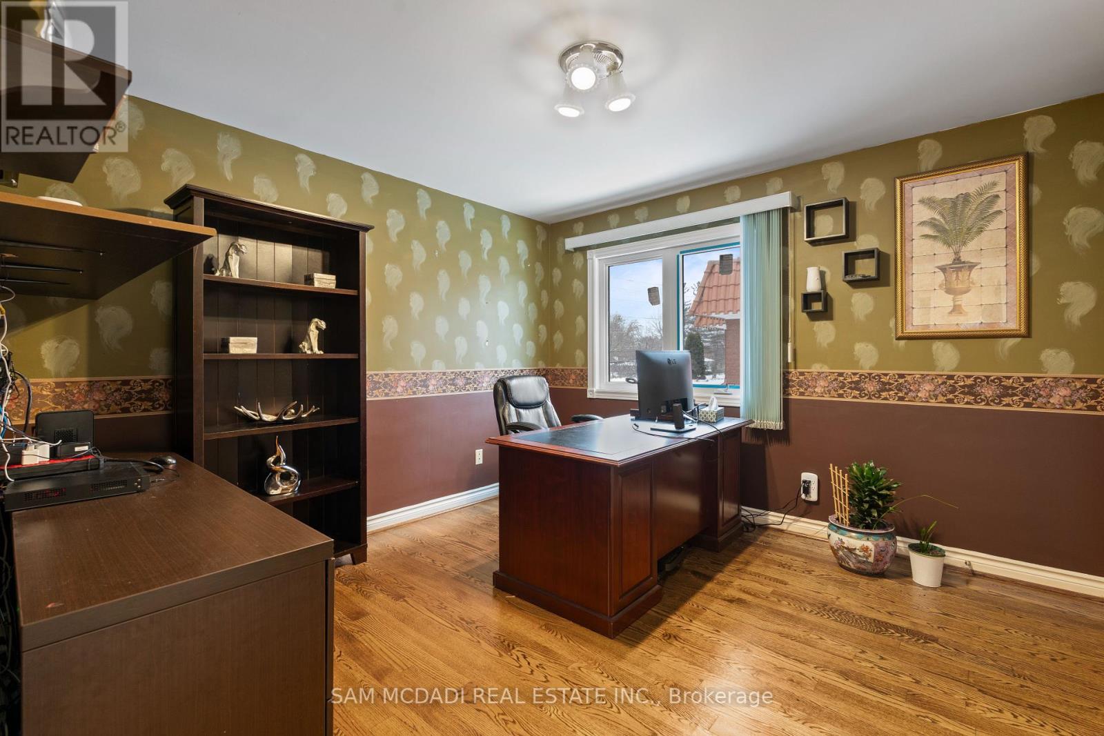 2339 Glengarry Road, Mississauga (Erindale), Ontario  L5C 1Y1 - Photo 19 - W12442701