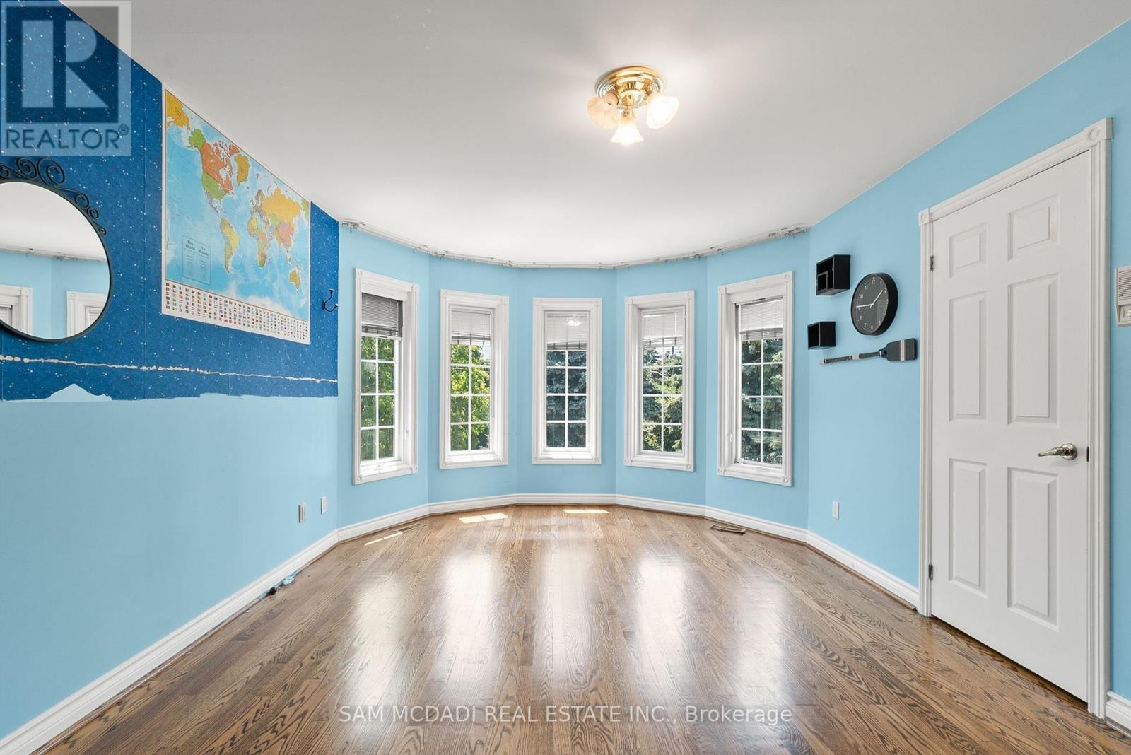 2339 Glengarry Road, Mississauga (Erindale), Ontario  L5C 1Y1 - Photo 23 - W12442701