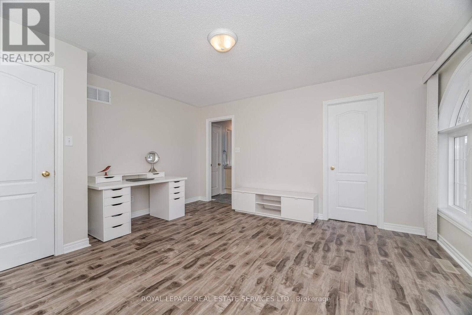 3474 Wavecrest Street, Oakville (Br Bronte), Ontario  L6L 6T7 - Photo 33 - W12442712