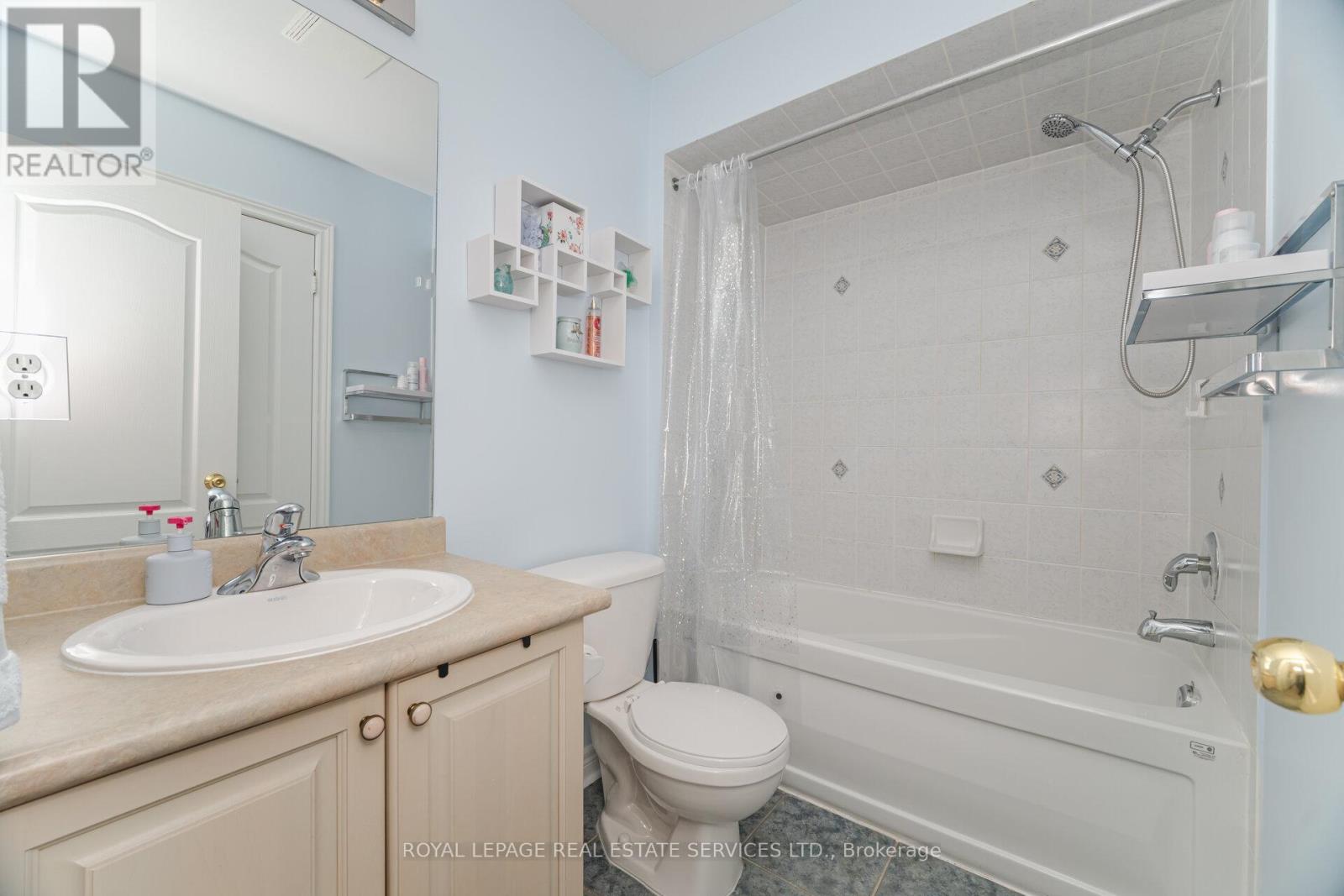 3474 Wavecrest Street, Oakville (Br Bronte), Ontario  L6L 6T7 - Photo 34 - W12442712