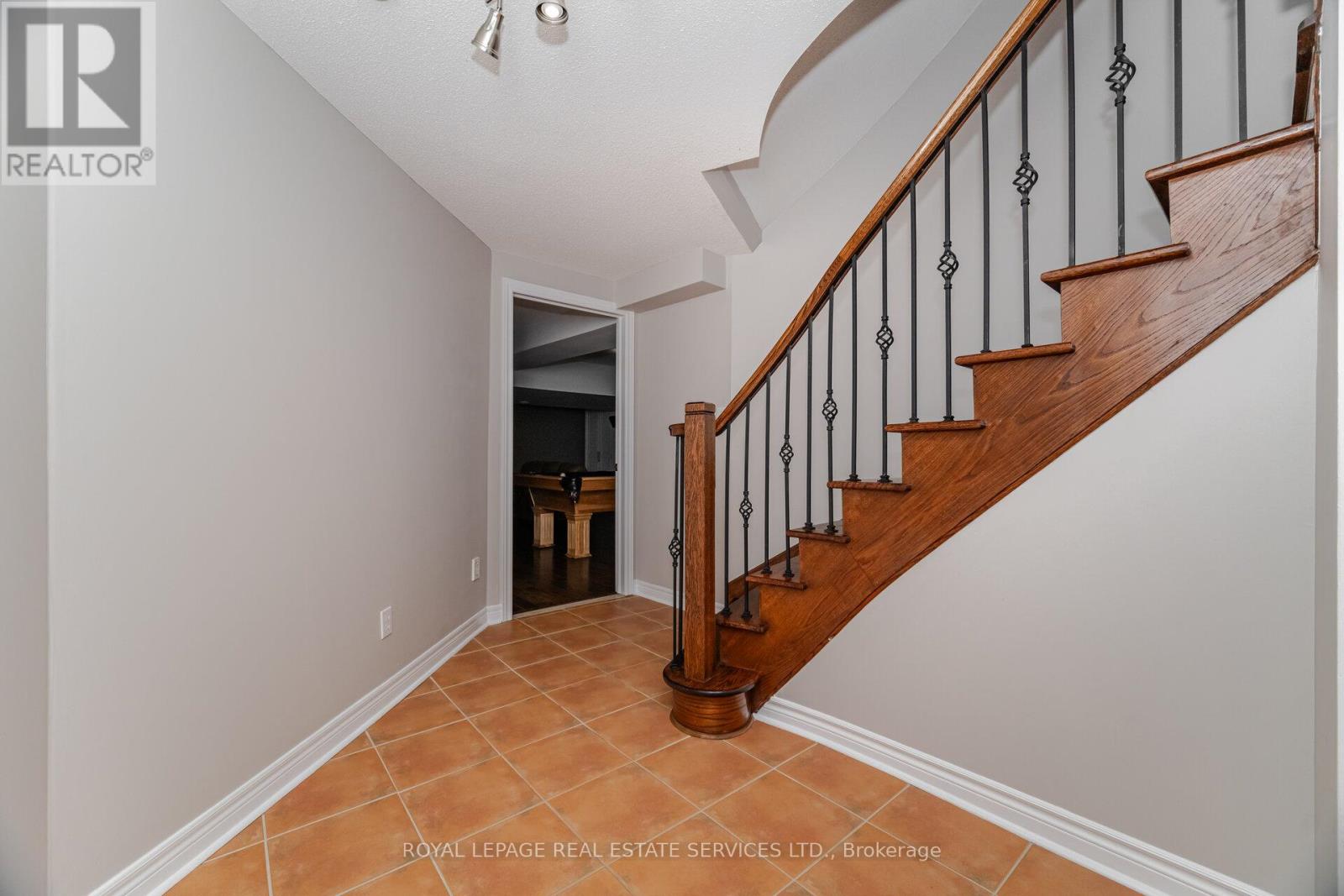 3474 Wavecrest Street, Oakville (Br Bronte), Ontario  L6L 6T7 - Photo 37 - W12442712