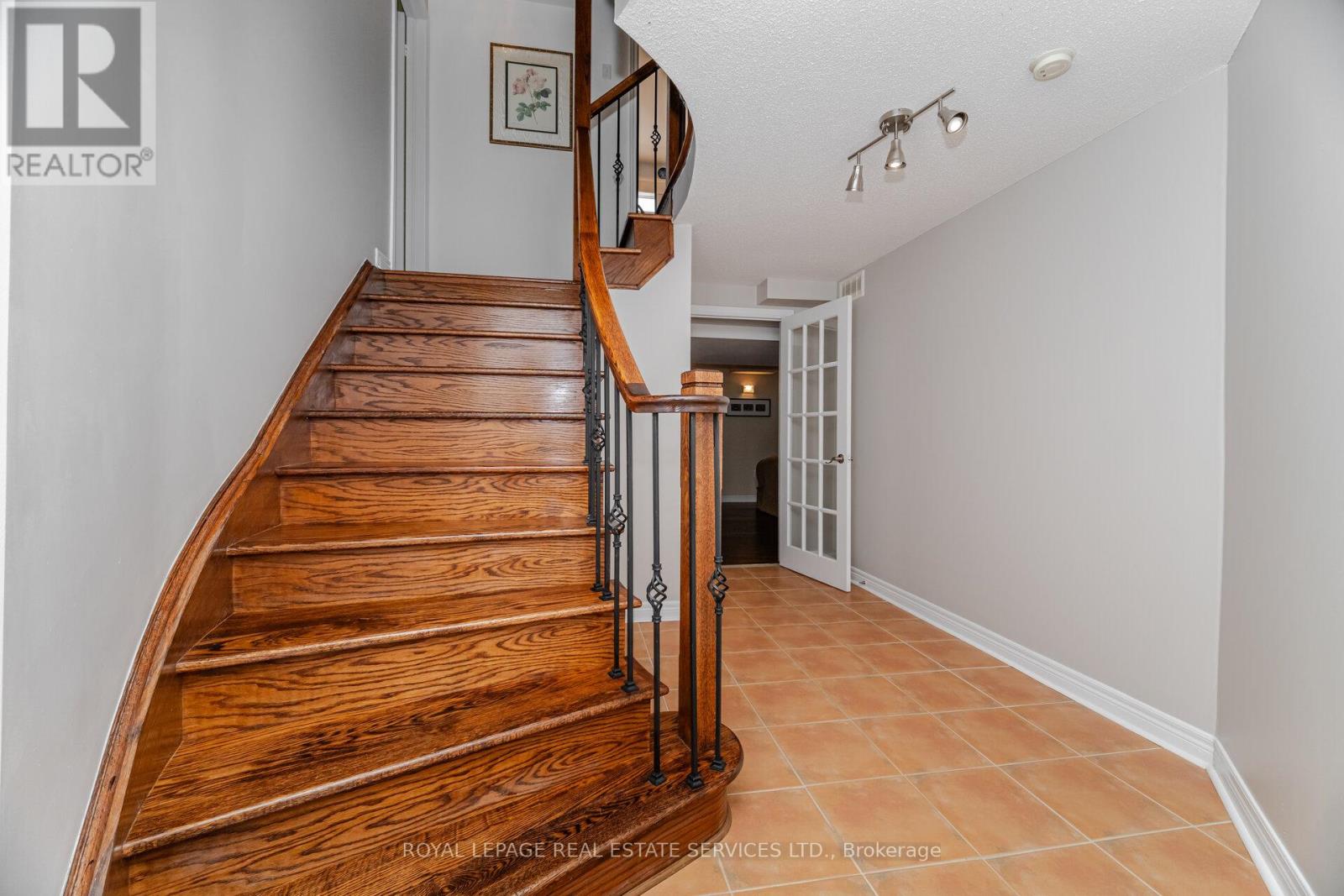 3474 Wavecrest Street, Oakville (Br Bronte), Ontario  L6L 6T7 - Photo 42 - W12442712