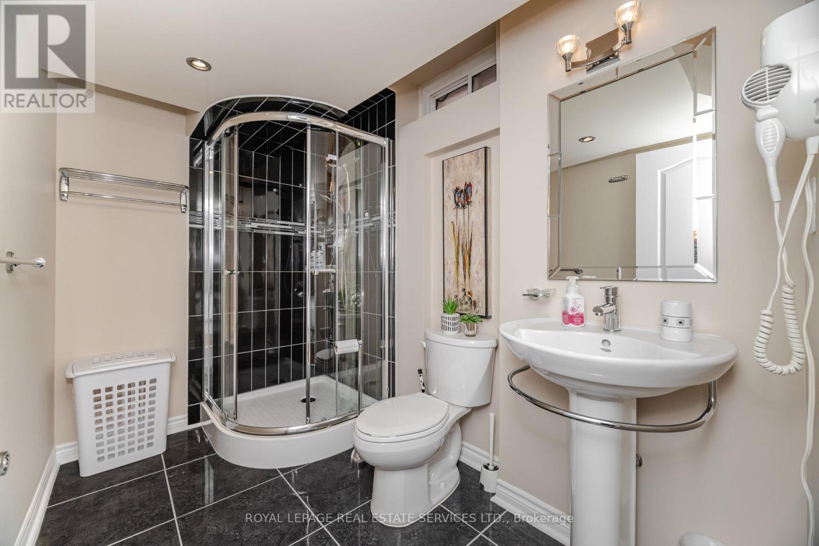 3474 Wavecrest Street, Oakville (Br Bronte), Ontario  L6L 6T7 - Photo 46 - W12442712