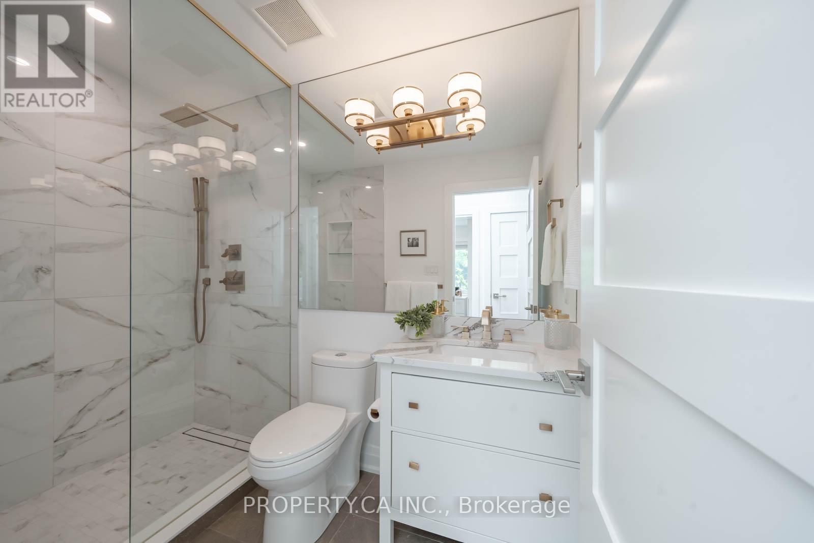 1533 Rometown Drive, Mississauga (Lakeview), Ontario  L5E 2T8 - Photo 22 - W12442717