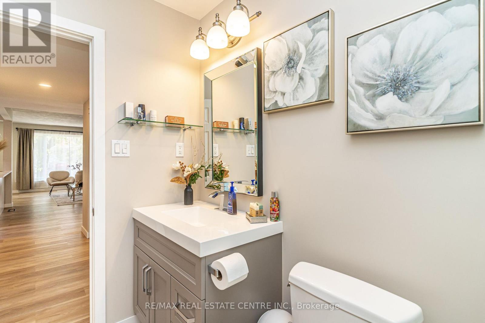 23 Bedford Crescent, Brampton (Avondale), Ontario  L6T 1R5 - Photo 23 - W12442770