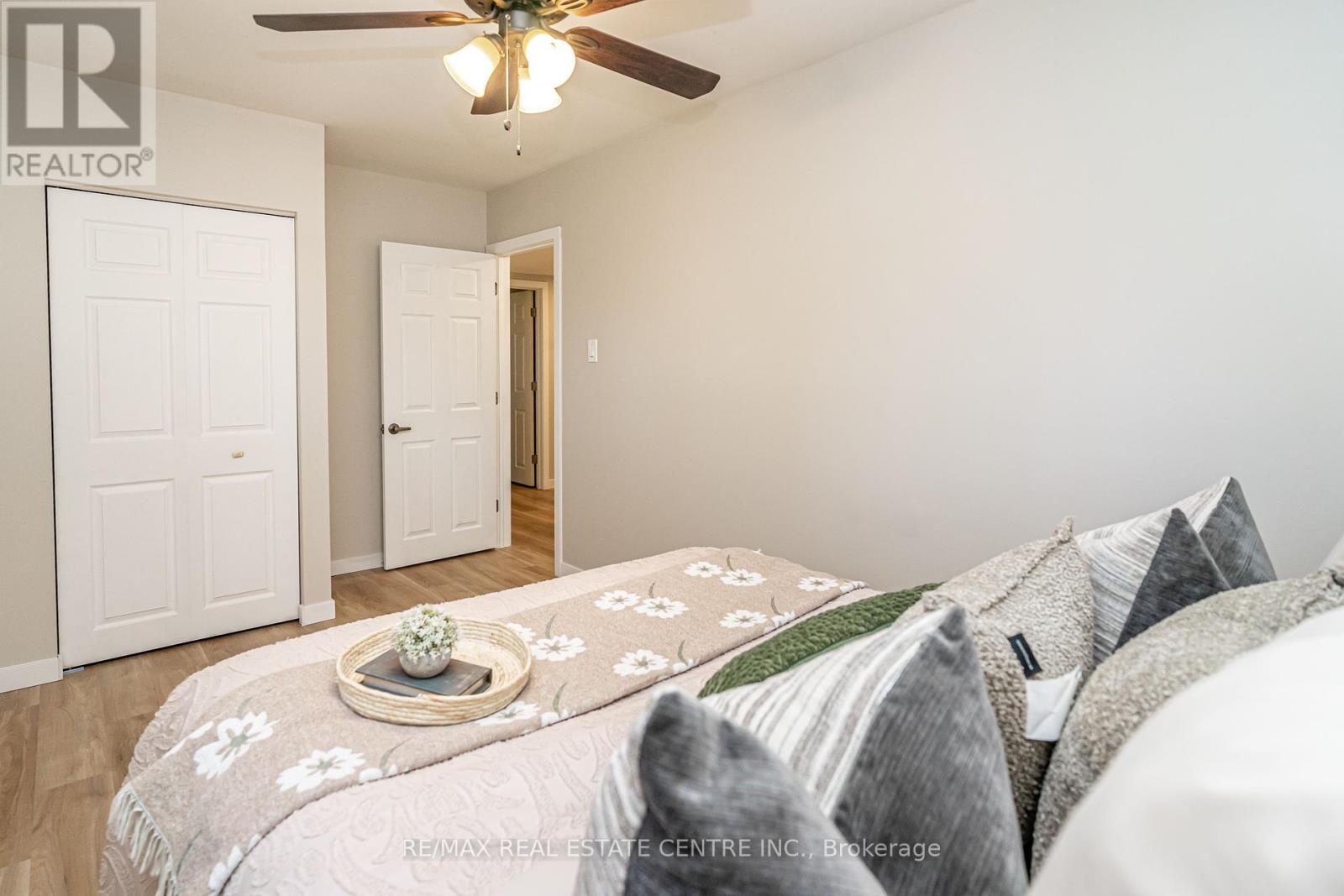 23 Bedford Crescent, Brampton (Avondale), Ontario  L6T 1R5 - Photo 25 - W12442770