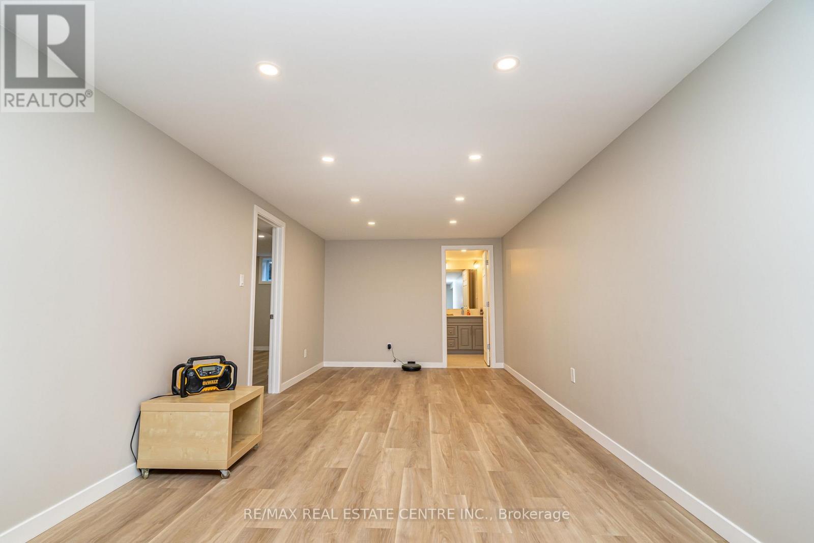 23 Bedford Crescent, Brampton (Avondale), Ontario  L6T 1R5 - Photo 29 - W12442770