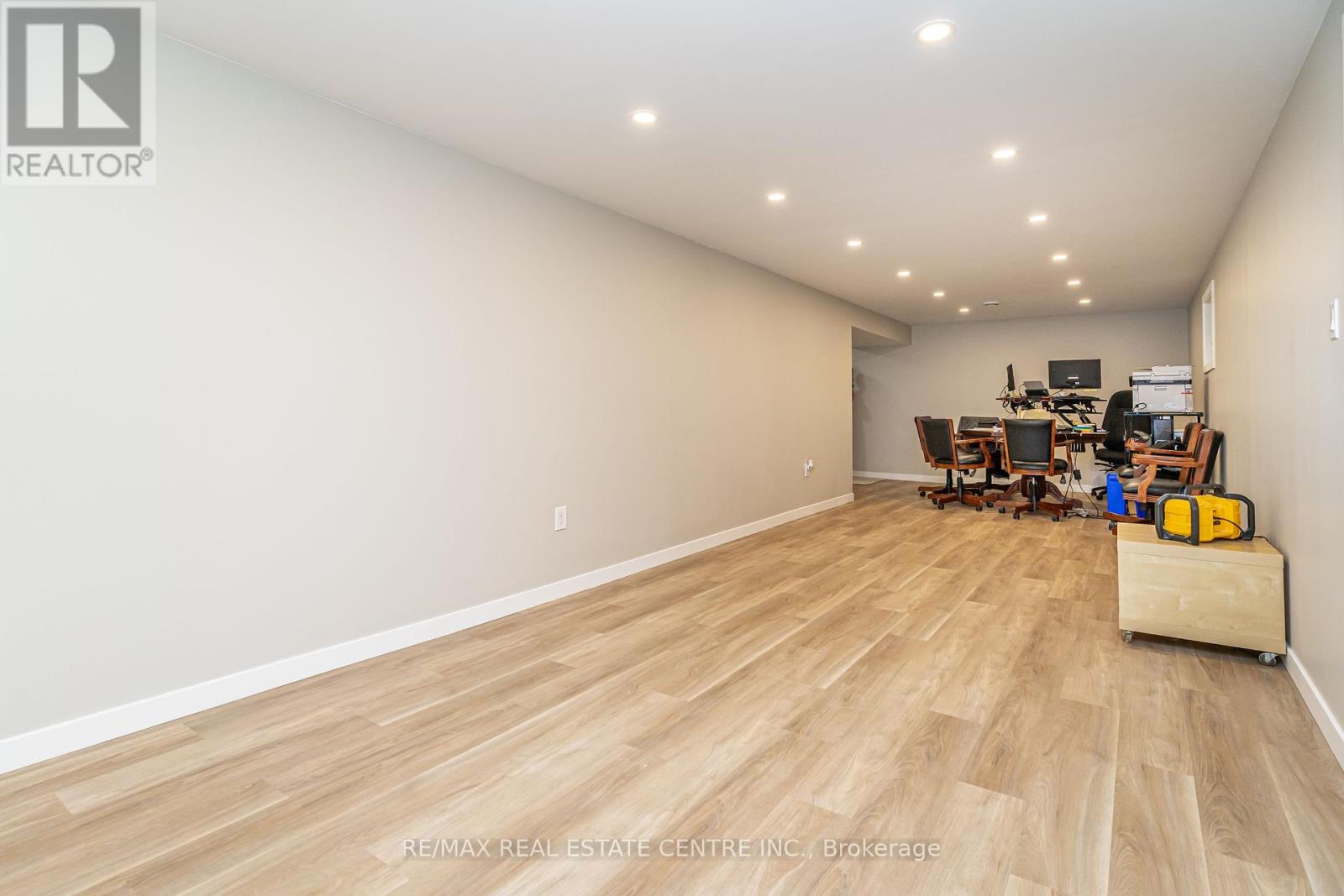23 Bedford Crescent, Brampton (Avondale), Ontario  L6T 1R5 - Photo 30 - W12442770