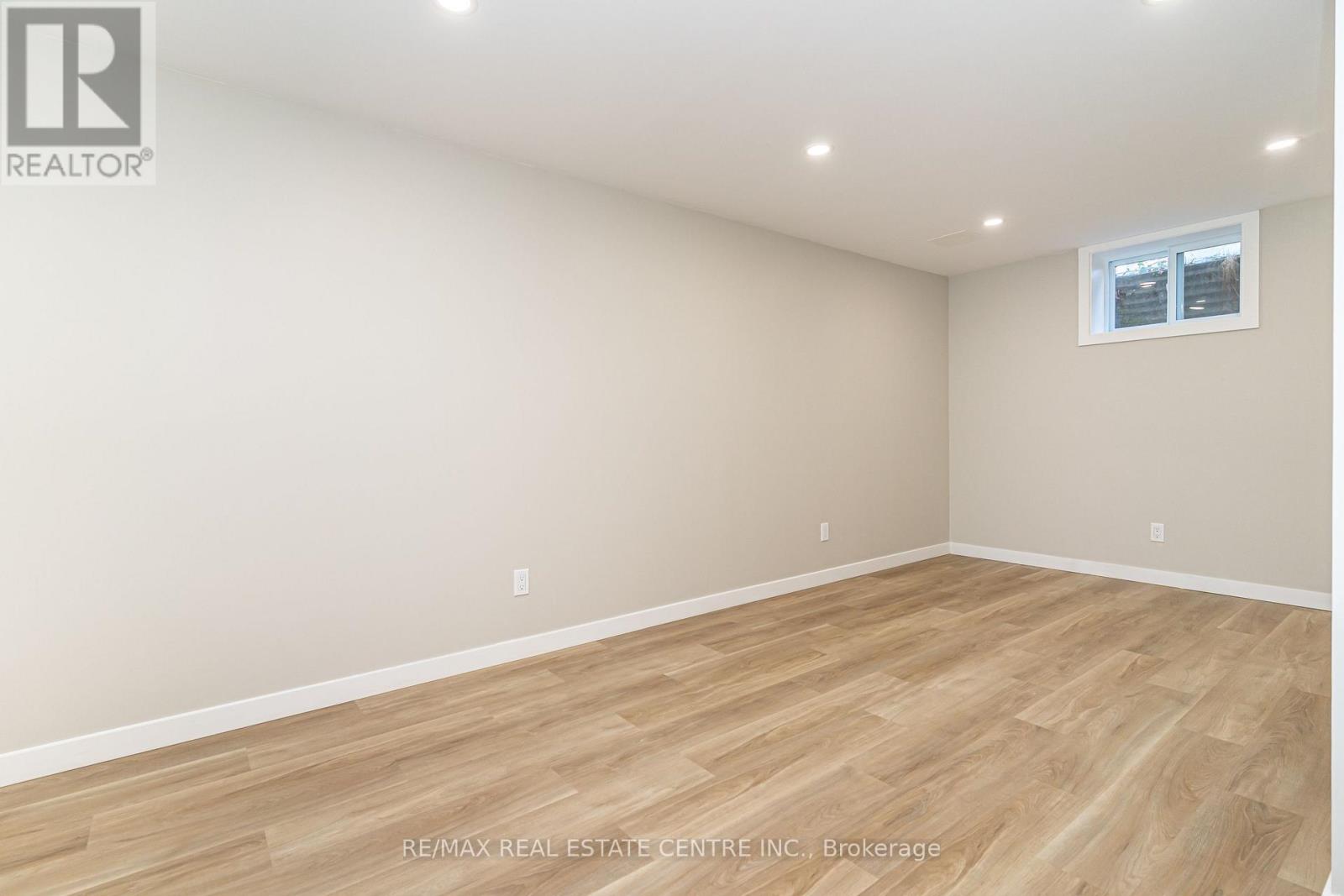 23 Bedford Crescent, Brampton (Avondale), Ontario  L6T 1R5 - Photo 33 - W12442770