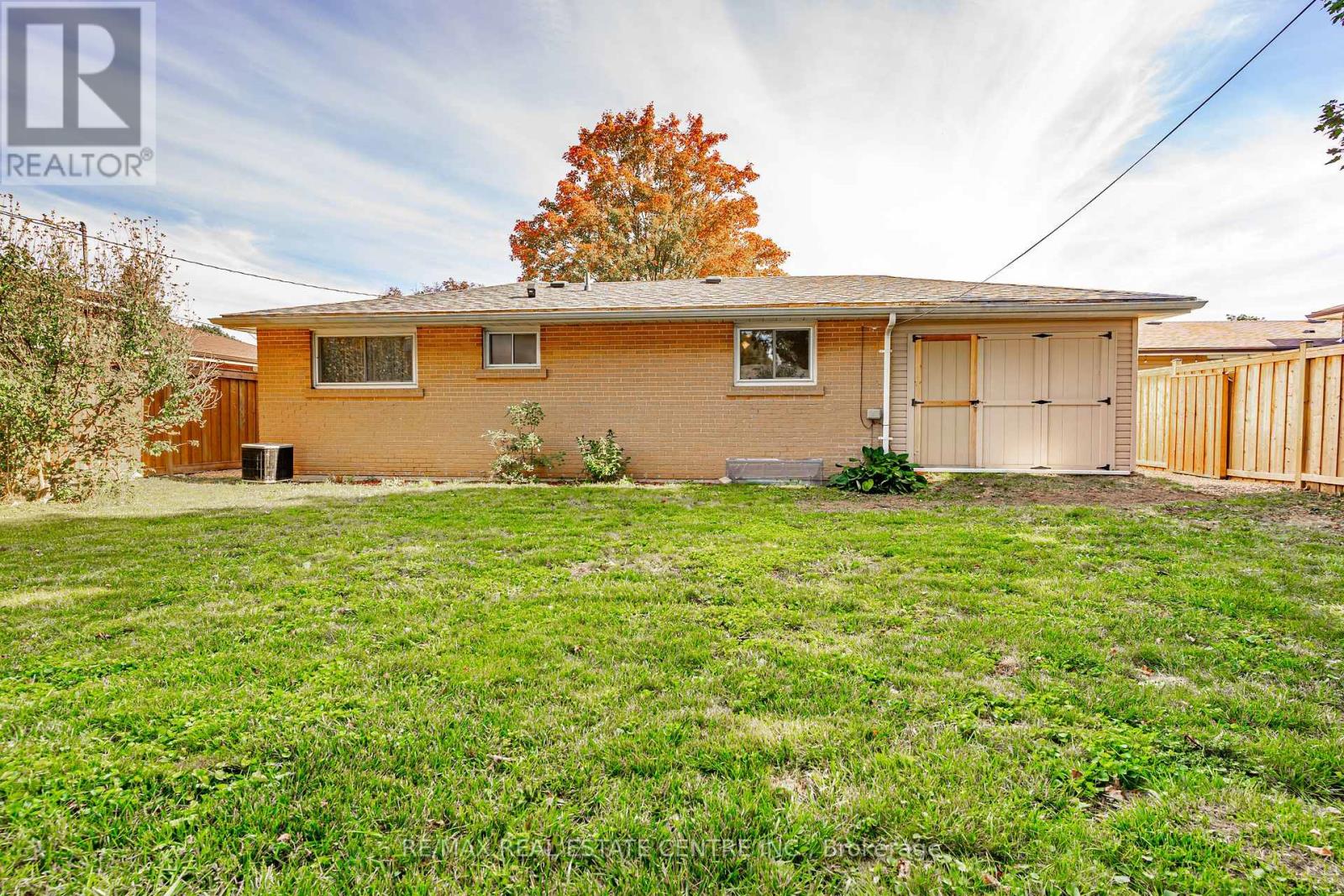 23 Bedford Crescent, Brampton (Avondale), Ontario  L6T 1R5 - Photo 35 - W12442770