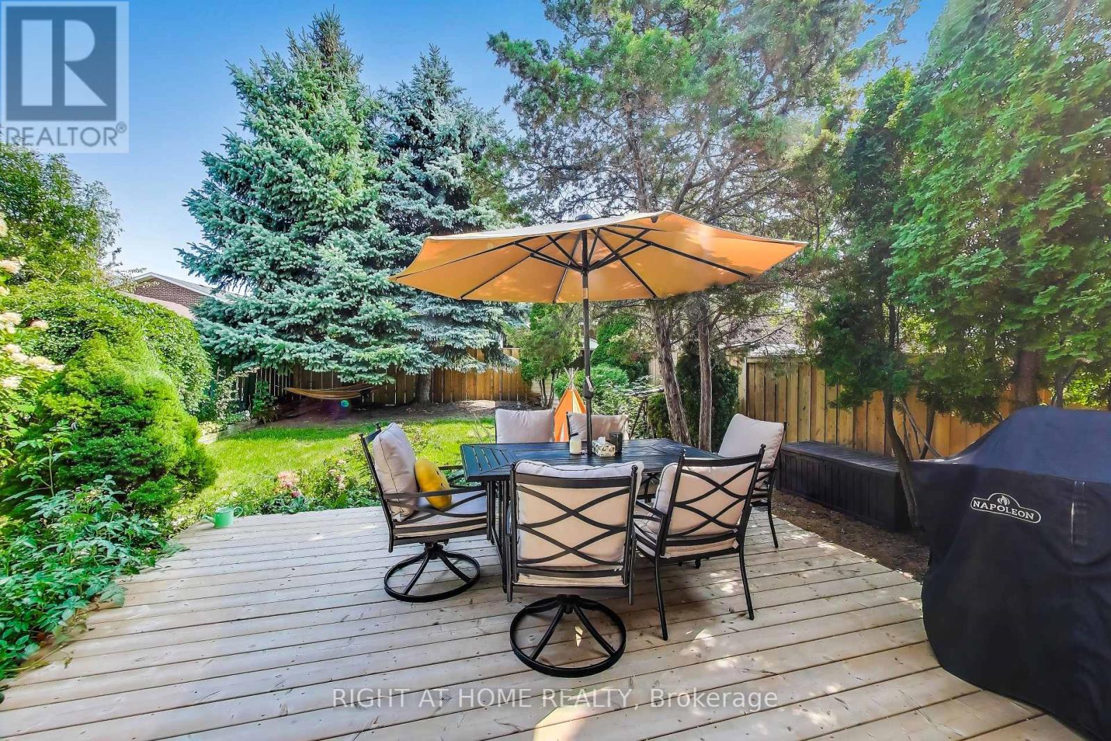 494 Meadows Boulevard, Mississauga (Rathwood), Ontario  L4Z 1G6 - Photo 22 - W12442773