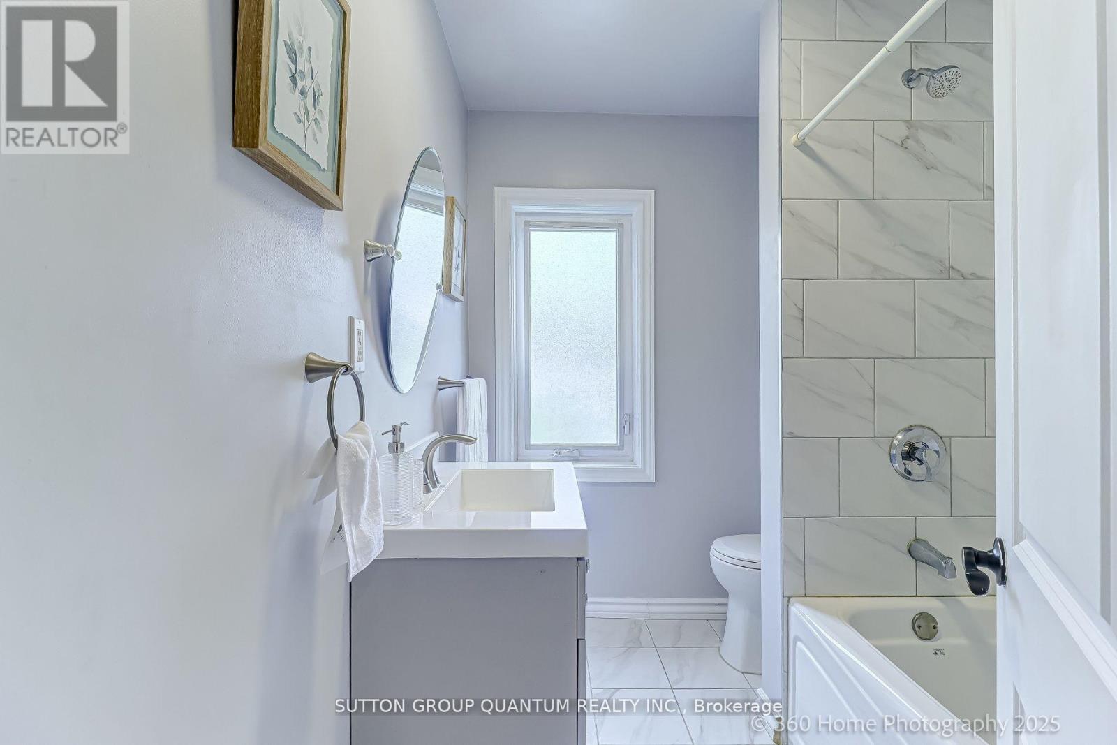 74 Cliff Street, Toronto (Rockcliffe-Smythe), Ontario  M6N 4M1 - Photo 16 - W12442797