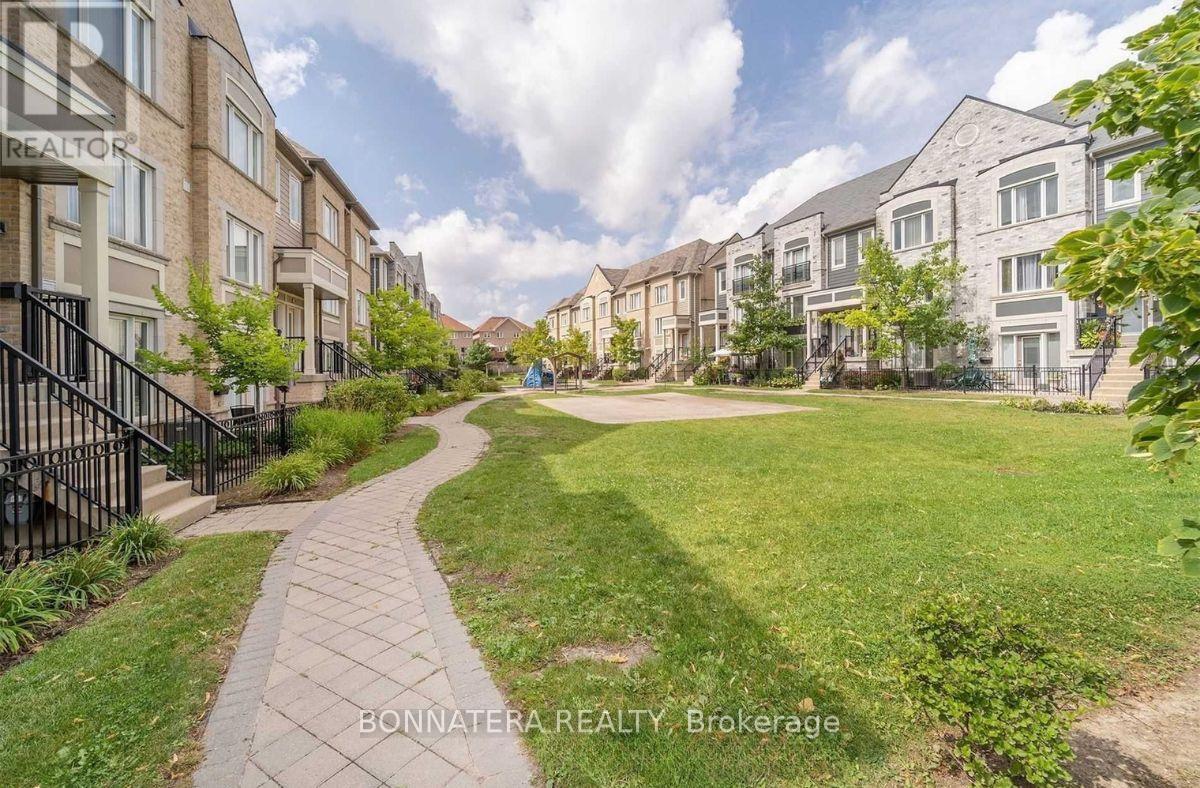 308 - 3055 Thomas Street, Mississauga, Ontario  L5M 0L8 - Photo 9 - W12442799