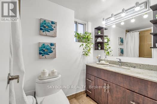 1004 - 44 Longbourne Drive, Toronto (Willowridge-Martingrove-Richview), Ontario  M9R 2M7 - Photo 21 - W12442821