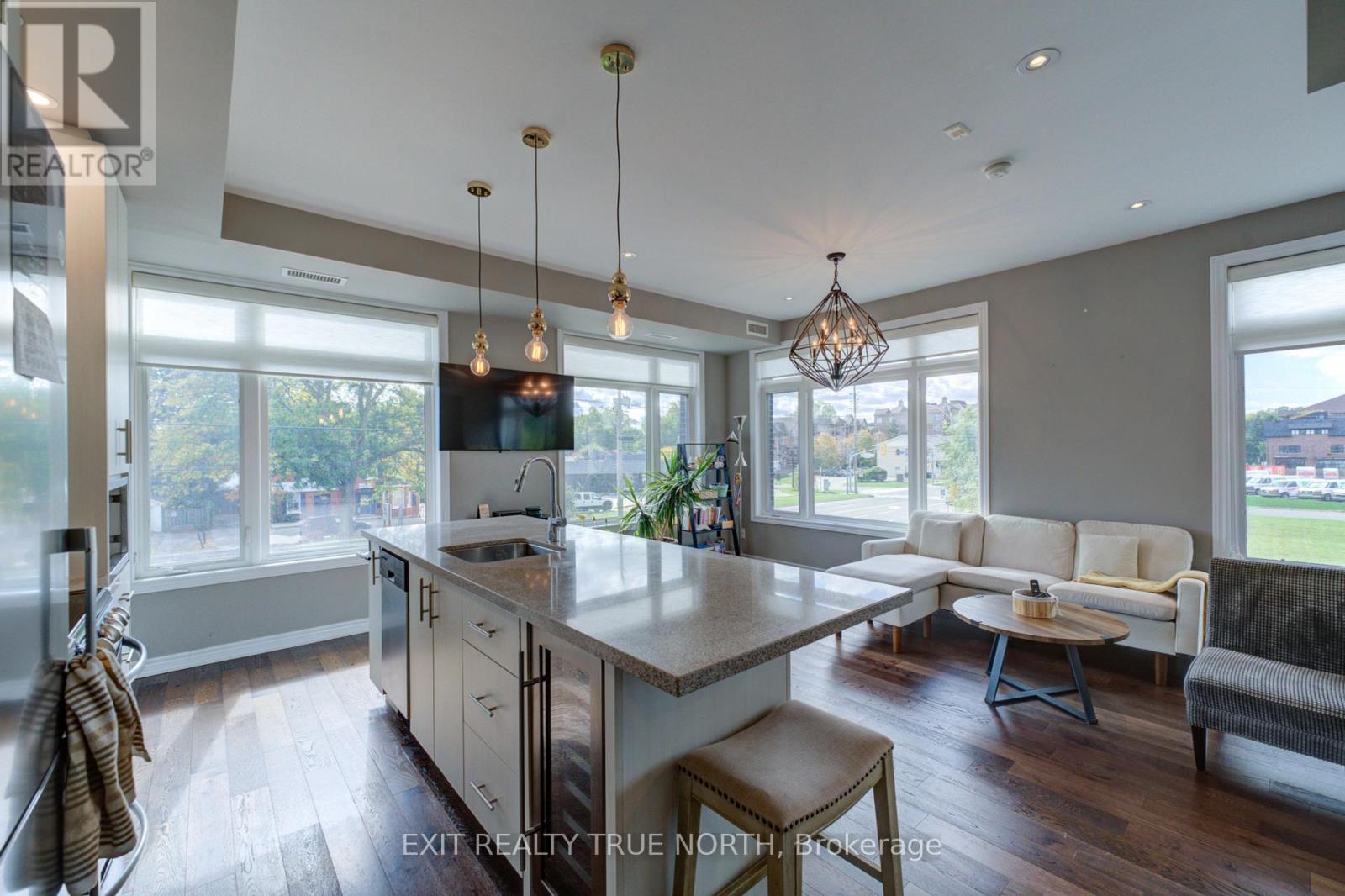 205 - 457 Plains Road E, Burlington, Ontario  L7T 0B8 - Photo 7 - W12442826