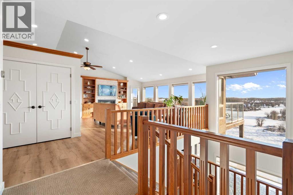 275114 Lochend Road, Rural Rocky View County, Alberta  T4C 1A2 - Photo 4 - A2188403