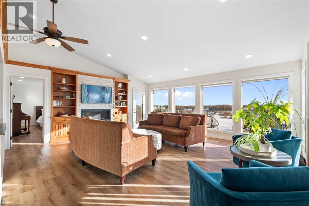 275114 Lochend Road, Rural Rocky View County, Alberta  T4C 1A2 - Photo 5 - A2188403