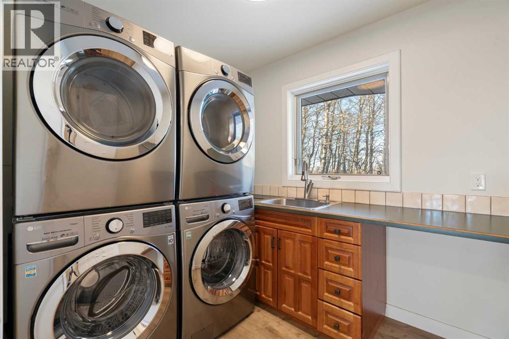 275114 Lochend Road, Rural Rocky View County, Alberta  T4C 1A2 - Photo 21 - A2188403