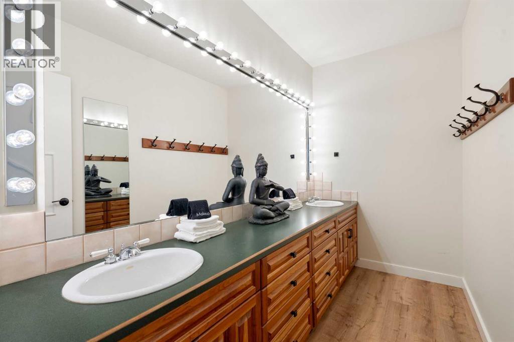 275114 Lochend Road, Rural Rocky View County, Alberta  T4C 1A2 - Photo 29 - A2188403