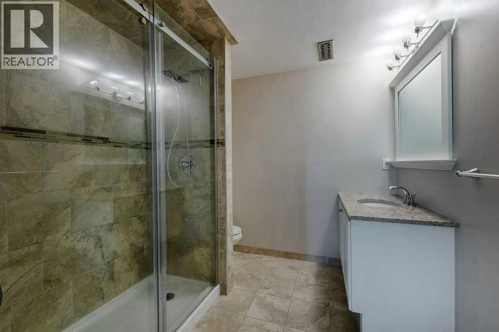 119 Valley Ridge Green Nw, Calgary, Alberta  T3B 5L5 - Photo 39 - A2228920