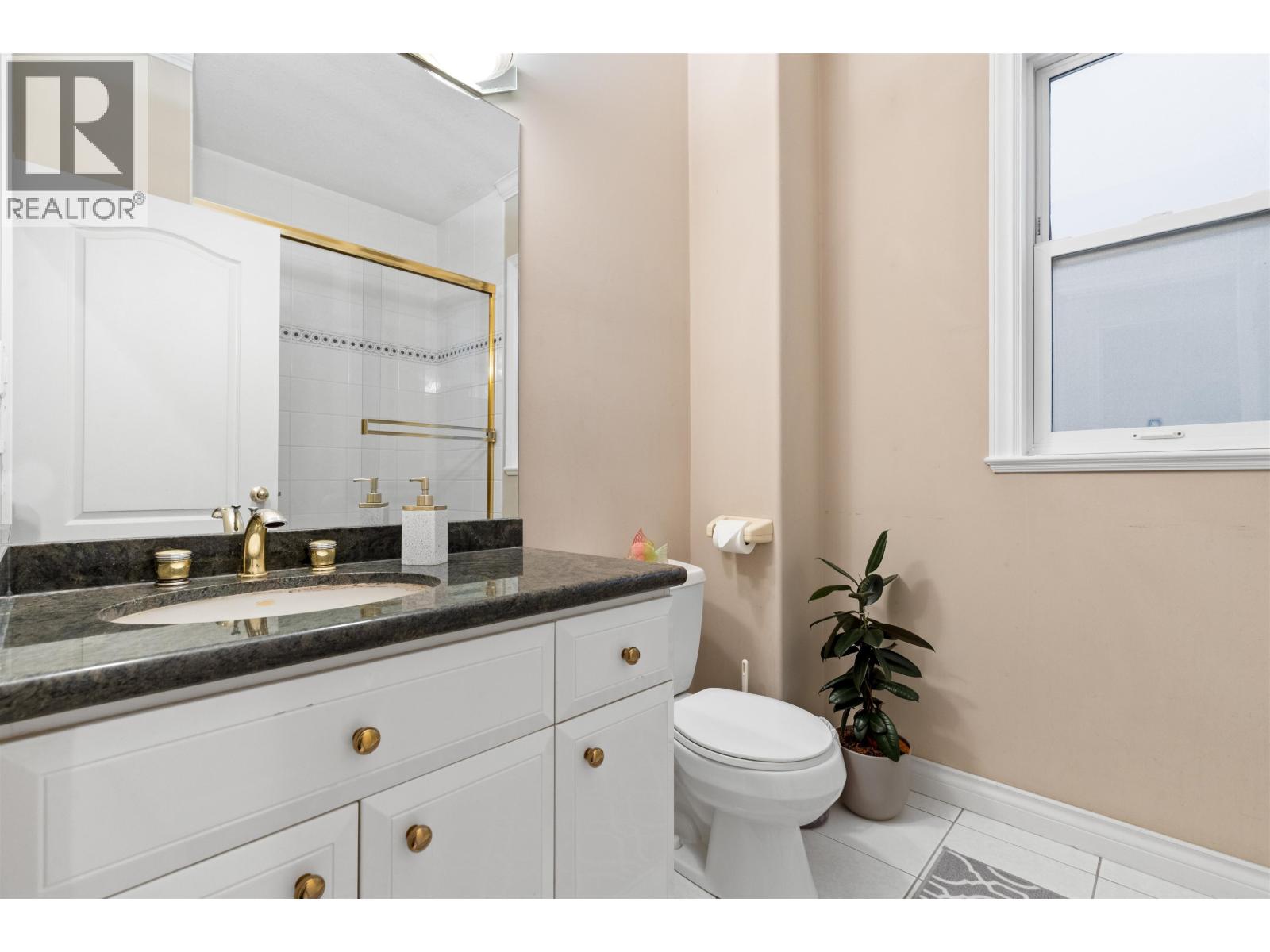 38 N Glynde Avenue, Burnaby, British Columbia  V5B 1G7 - Photo 22 - R3054918