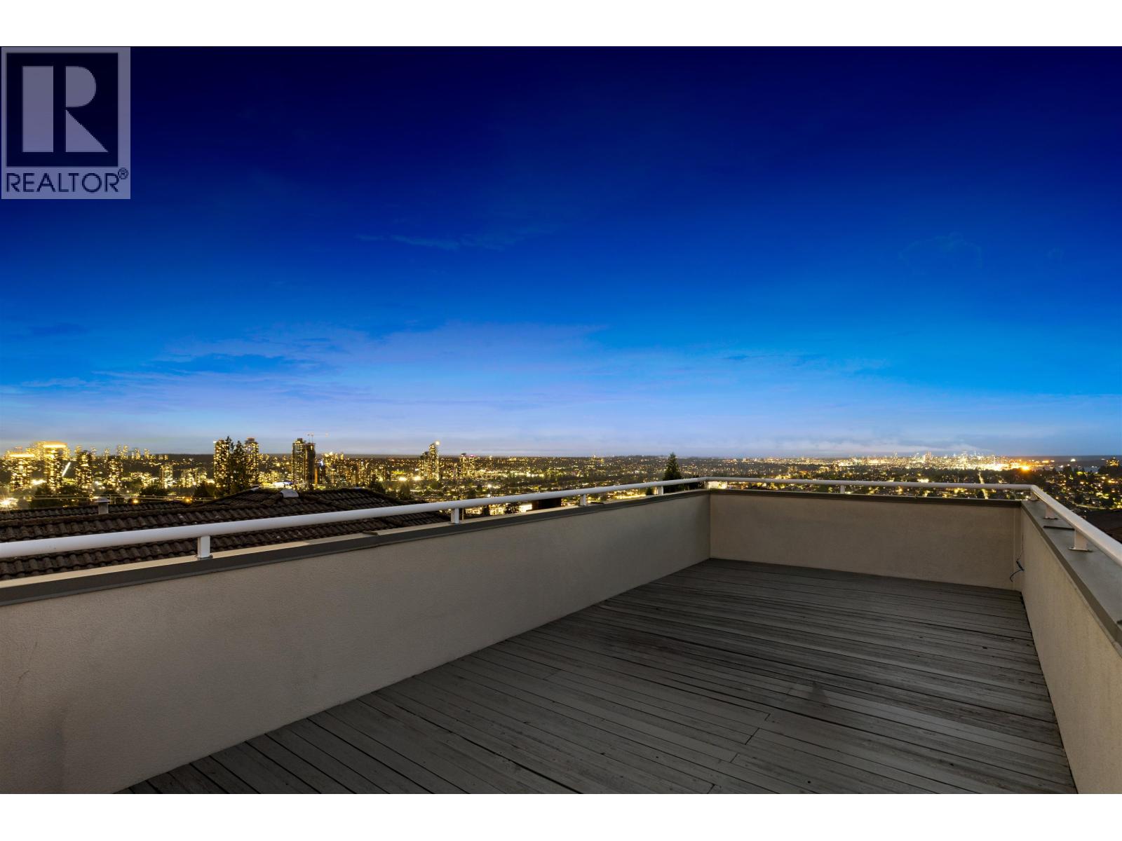 38 N Glynde Avenue, Burnaby, British Columbia  V5B 1G7 - Photo 5 - R3054918