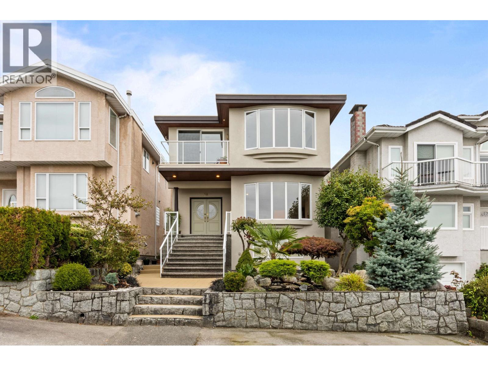 38 N Glynde Avenue, Burnaby, British Columbia  V5B 1G7 - Photo 12 - R3054918