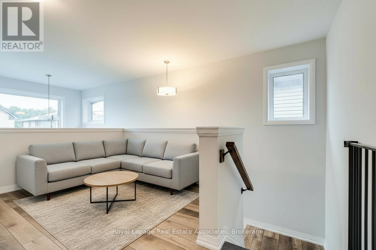 87 Acacia Road, Pelham (Fonthill), Ontario  L0S 1E1 - Photo 23 - X12442662