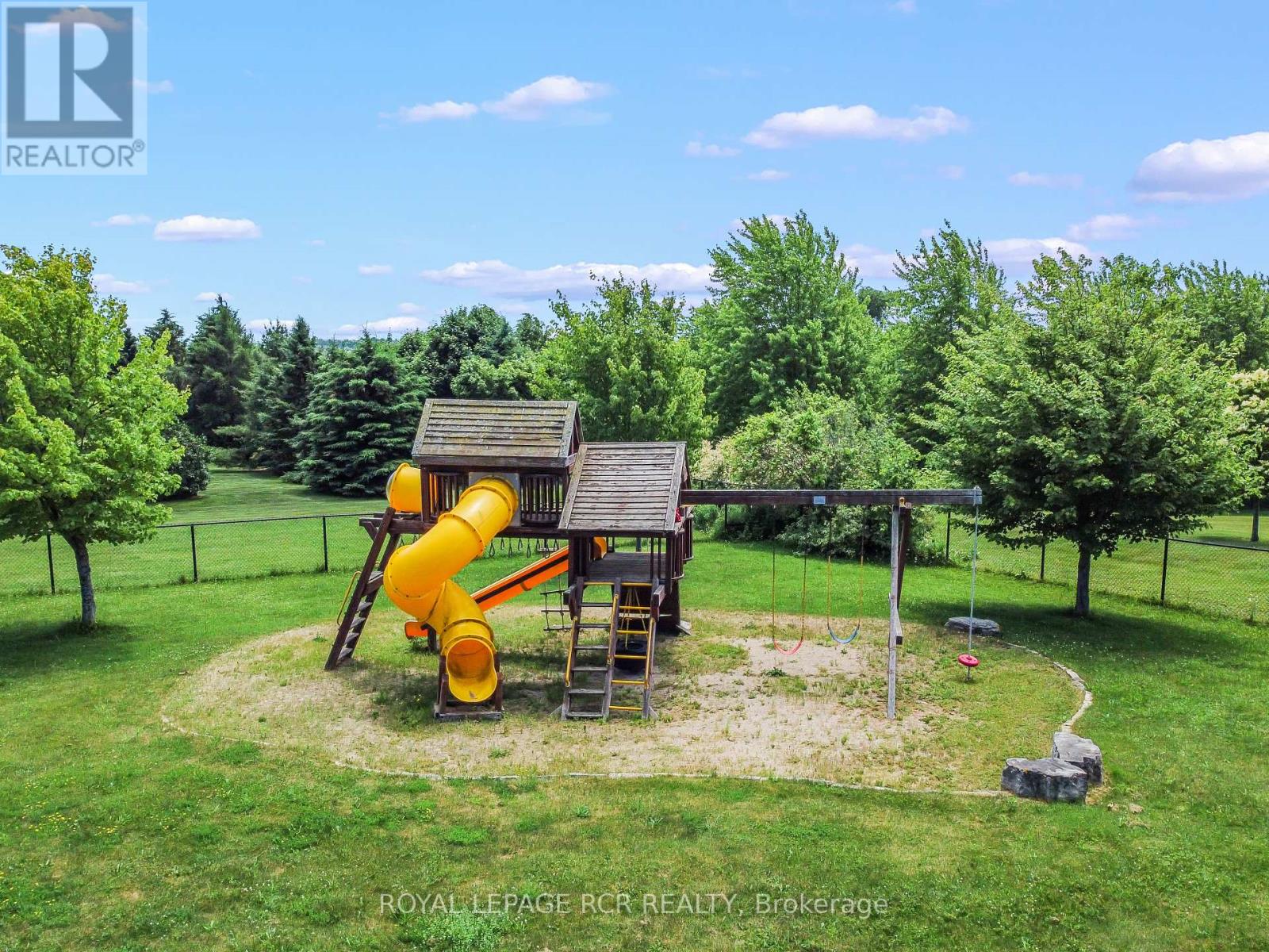 8 Madill Drive, Mono, Ontario  L9W 6G3 - Photo 40 - X12442699