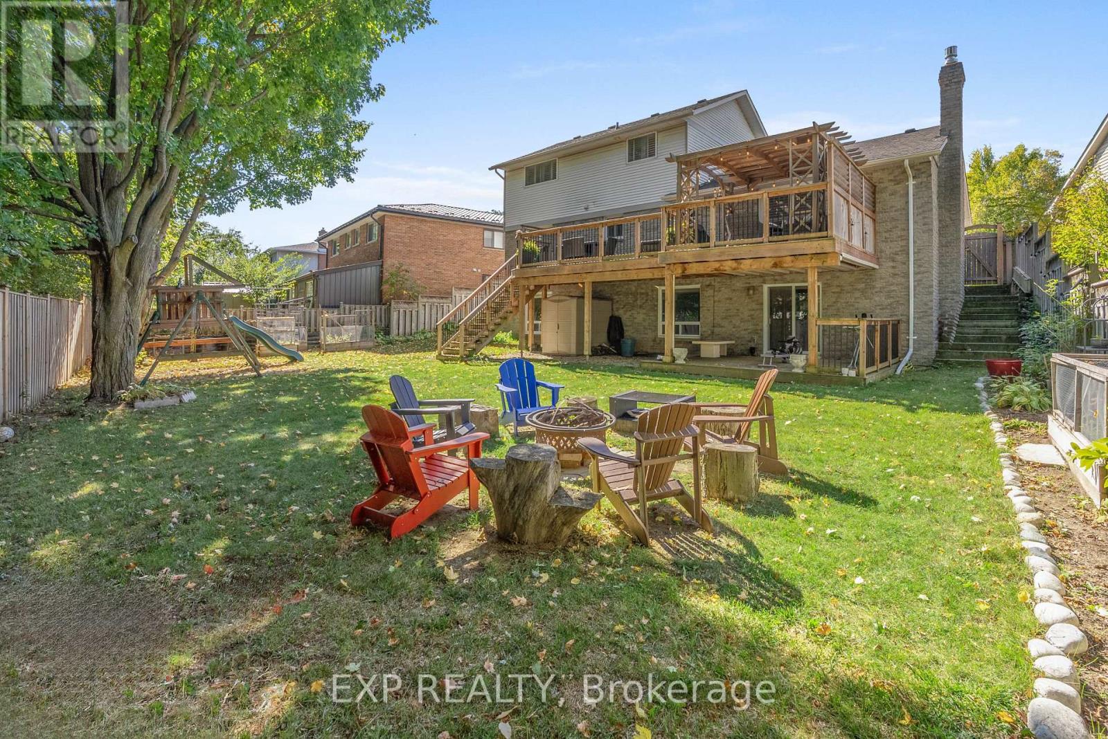 54 Pathfinder Crescent, Kitchener, Ontario  N2P 1S6 - Photo 43 - X12442710