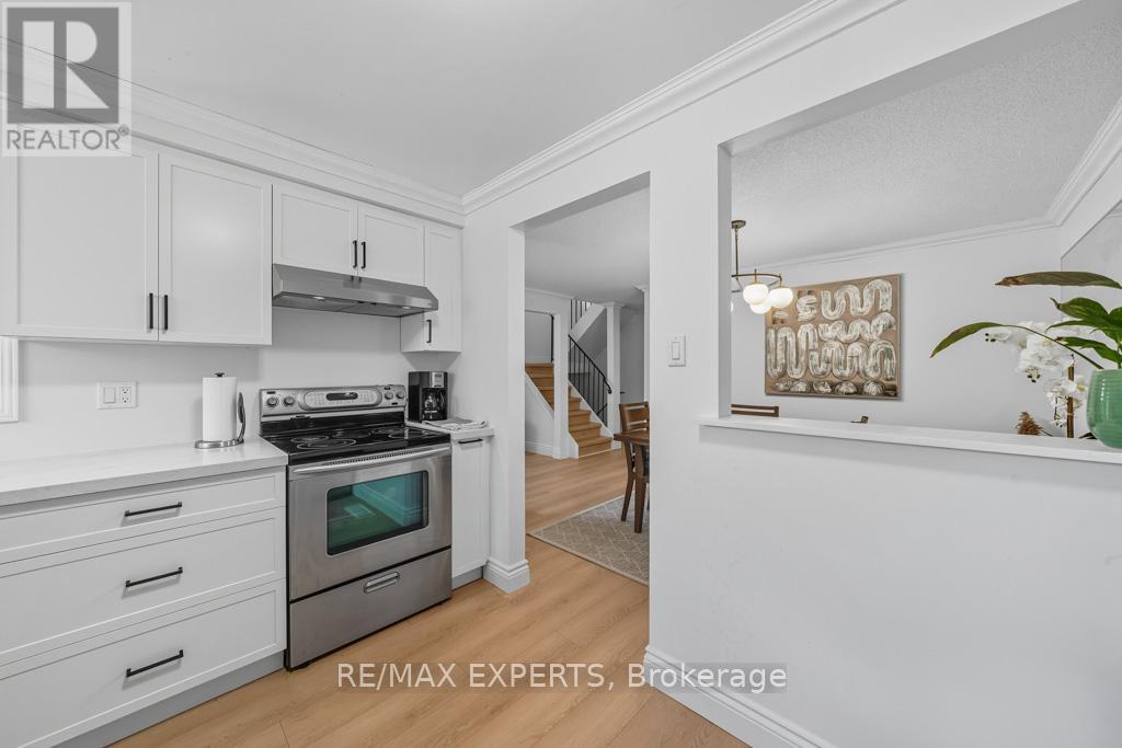 5 - 460 Beechwood Place, Waterloo, Ontario  N2T 1Z1 - Photo 19 - X12442722