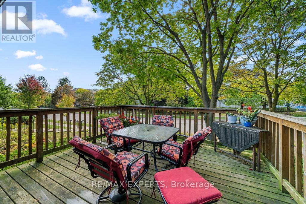 5 - 460 Beechwood Place, Waterloo, Ontario  N2T 1Z1 - Photo 30 - X12442722