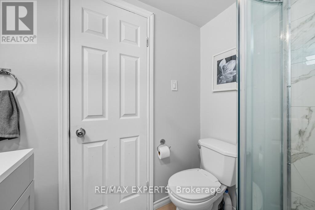 5 - 460 Beechwood Place, Waterloo, Ontario  N2T 1Z1 - Photo 36 - X12442722