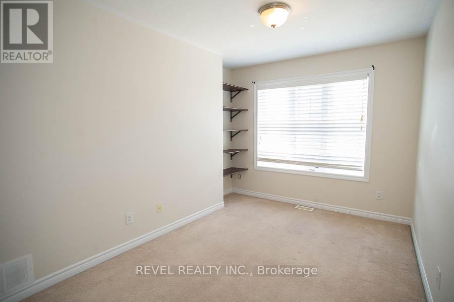 59 - 80 Willow Street, Brant (Paris), Ontario  N3L 2K6 - Photo 15 - X12442744