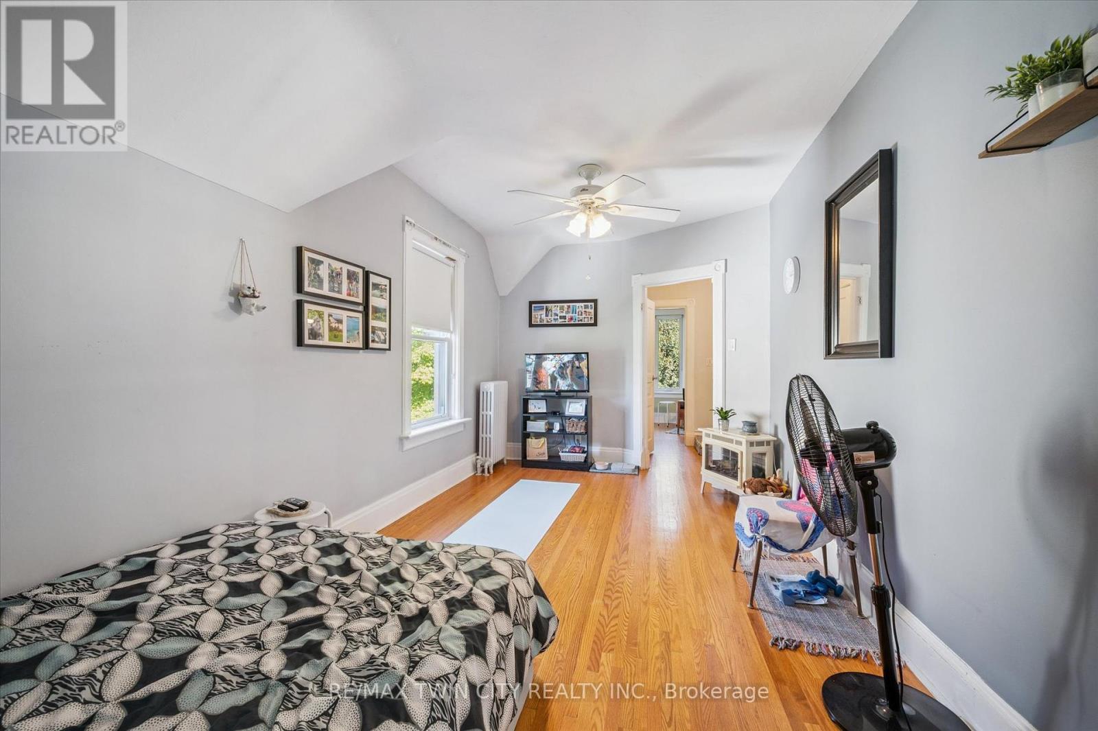45 Samuel Street, Kitchener, Ontario  N2H 1P2 - Photo 22 - X12442751